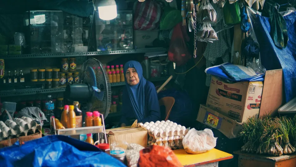 Kệ gạo và mì